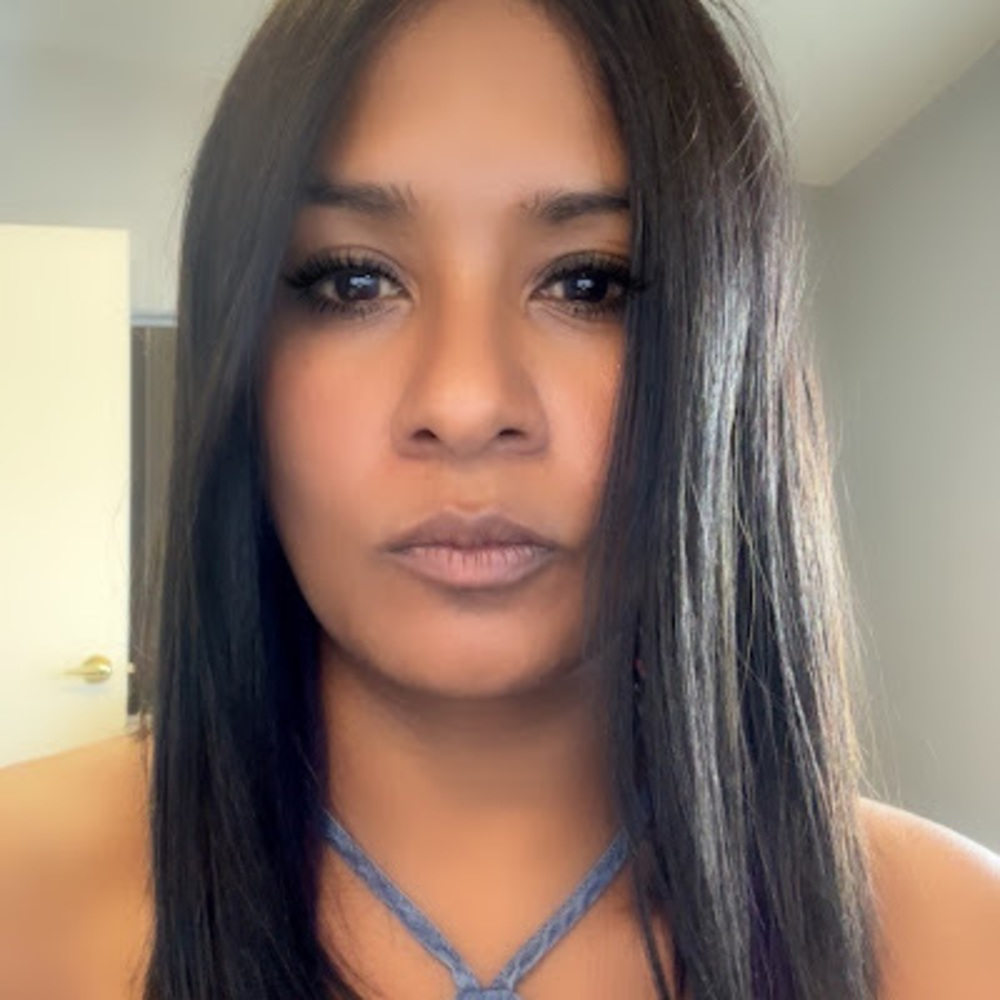 Meet your Posher, Viviana